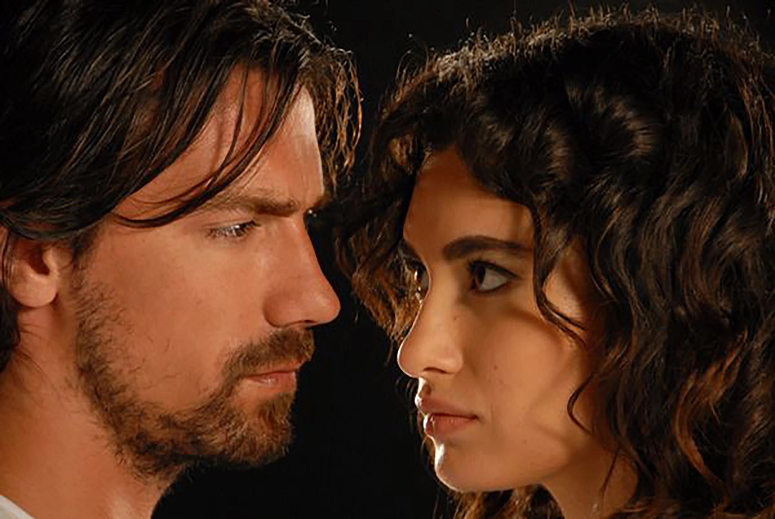 Острый нож постер